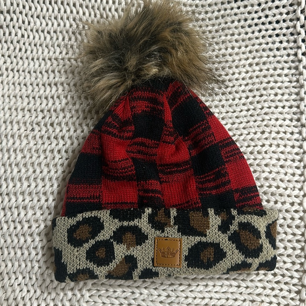 Girls leopard beanie